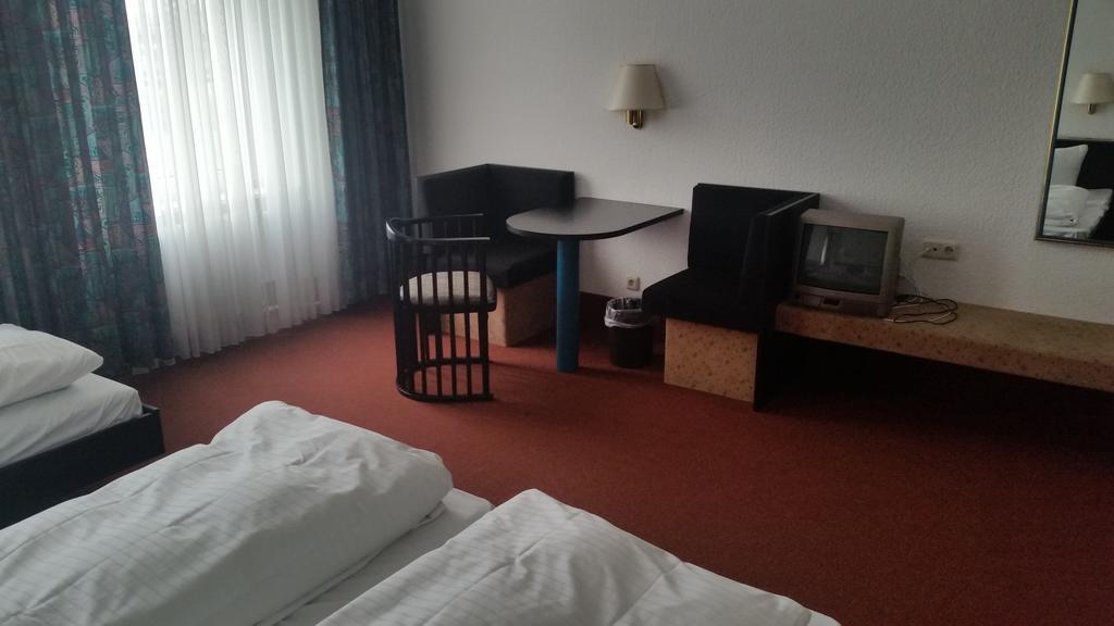 Hotel Bitterfelder Hof المظهر الخارجي الصورة