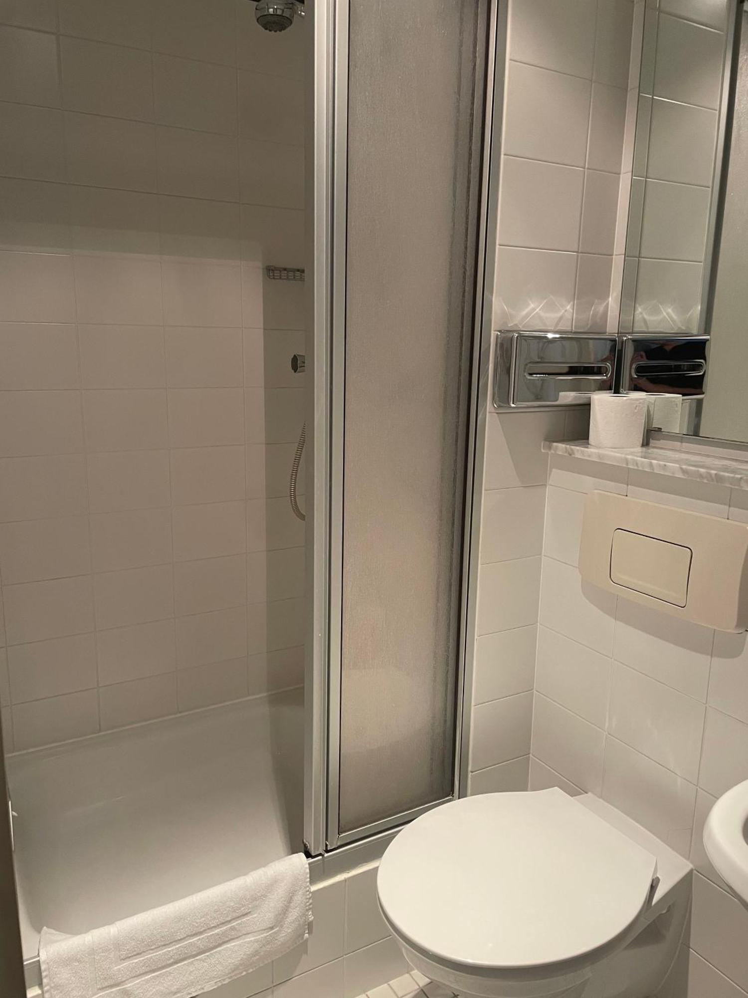 Hotel Bitterfelder Hof المظهر الخارجي الصورة